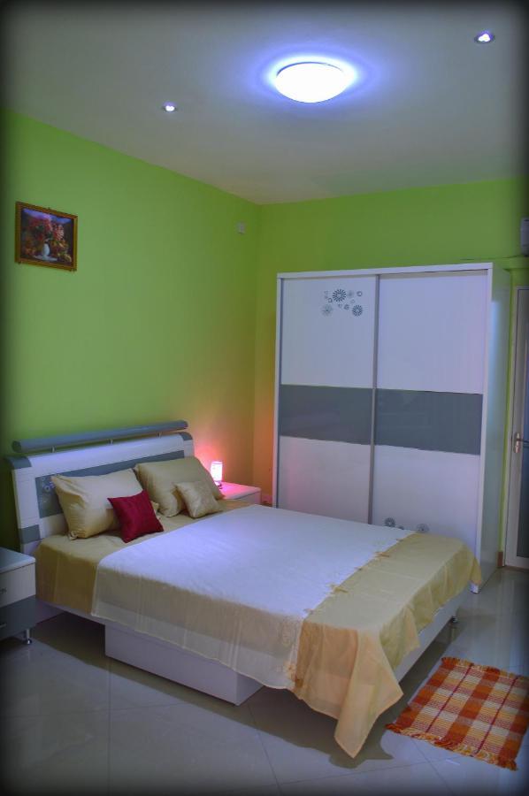 Niv Villa Flic en Flac Экстерьер фото