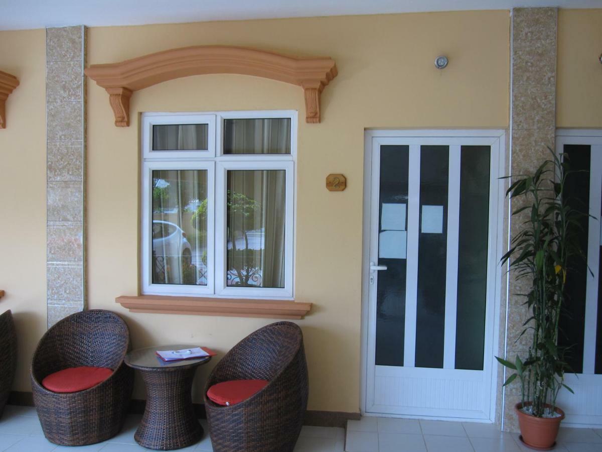 Niv Villa Flic en Flac Экстерьер фото